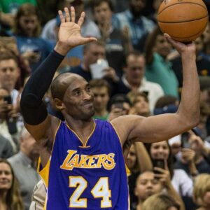 Kobe Bryant, surpass Jordan as all-time scorer