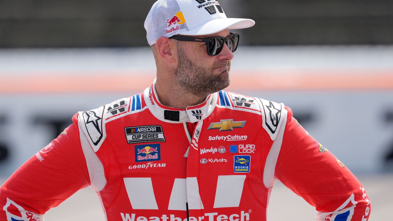 Shane van Gisbergen (88) waits for the start during the Goodyear 400 at Darlington Raceway.