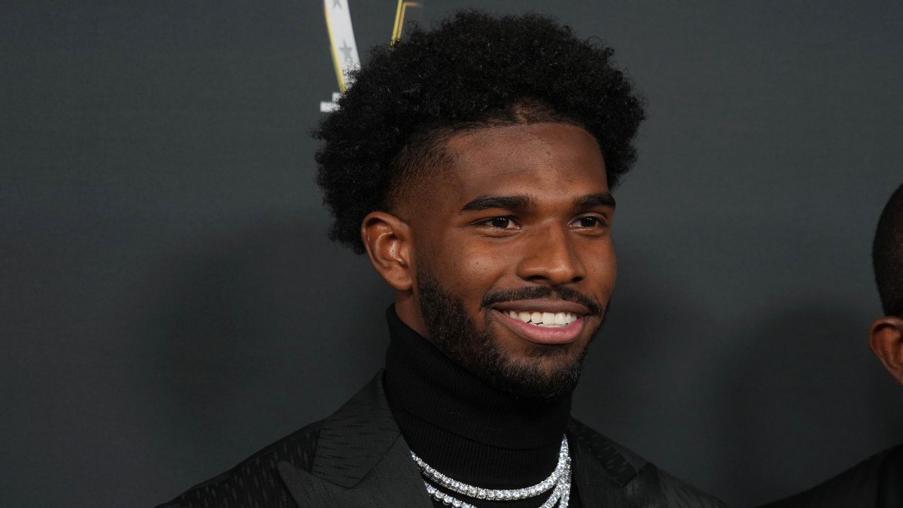 Shedeur Sanders on the red carpet before Super Bowl LIX NFL Honors at Saenger Theatre.