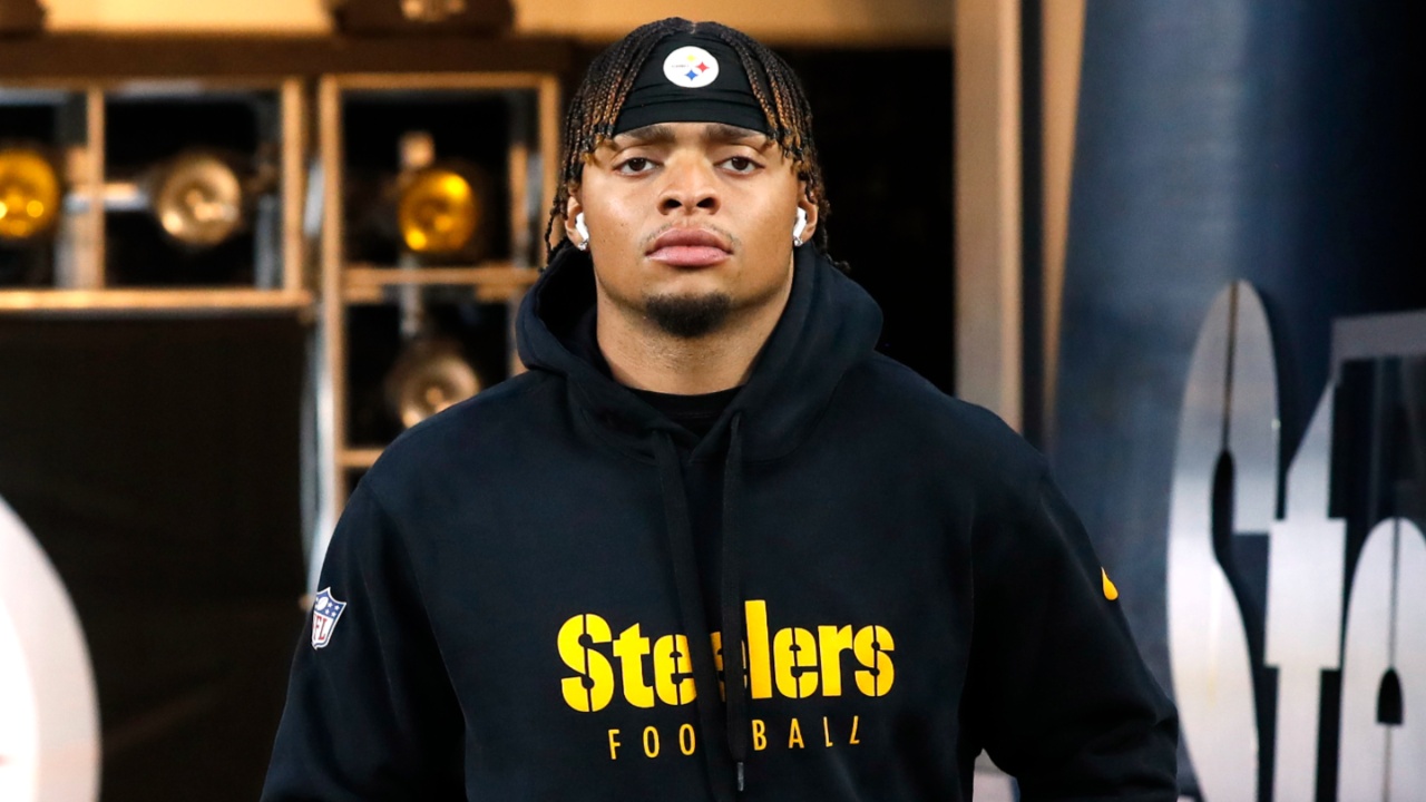 Oct 28, 2024; Pittsburgh, Pennsylvania, USA; Pittsburgh Steelers quarterback Justin Fields (2) takes the field to warm up before the game against the New York Giants at Acrisure Stadium.