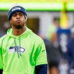 Seattle Seahawks quarterback Geno Smith (7) participates in pregame warmups against the Green Bay Packers at Lumen Field.