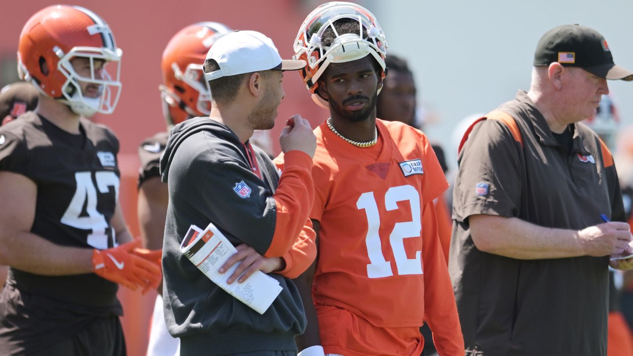Cleveland Browns quarterback Shedeur Sanders (12) waits his turn for a drill during rookie minicamp at CrossCountry Mortgage Campus.