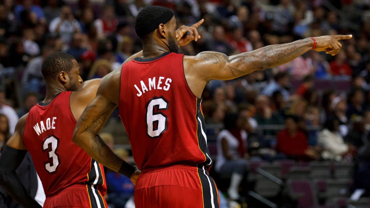 Miami Heat shooting guard Dwyane Wade (3) and small forward LeBron James (6) in the fourth quarter against the Detroit Pistons at The Palace. Miami won 100-94