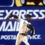 Michael Jordan (Birmingham Barons) wirft den Ball - (Icon5010296) Baseball Herren MiLB 1994, Minor League, Birmingham Barons, MLB, Major, Chicago White Sox