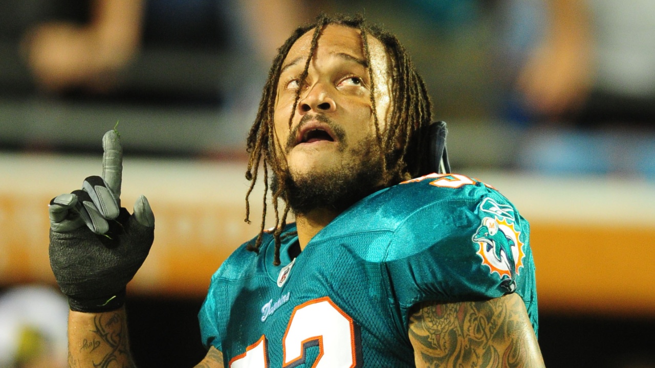 Miami Dolphins linebacker (52) Channing Crowder against the Chicago Bears at Sun Life Stadium.