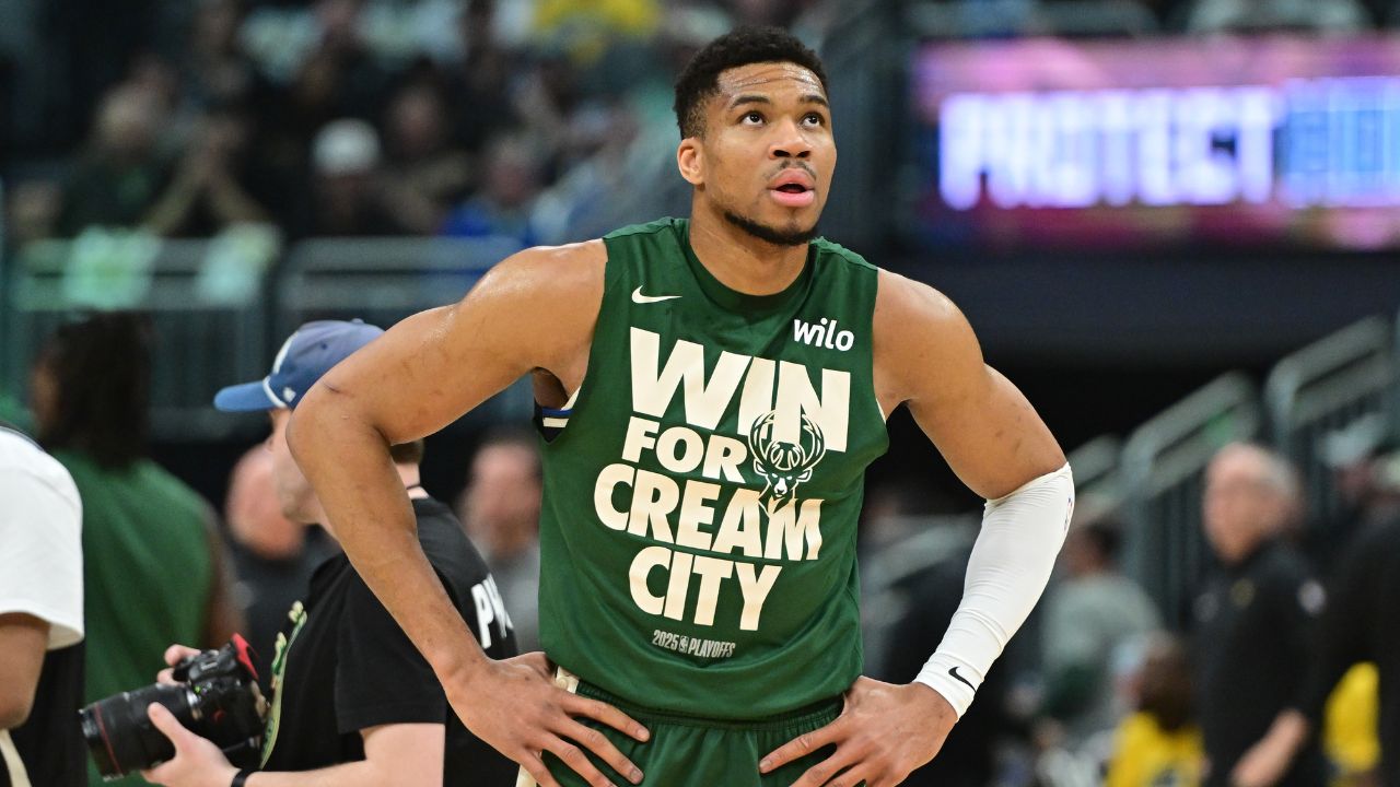 Milwaukee Bucks forward Giannis Antetokounmpo