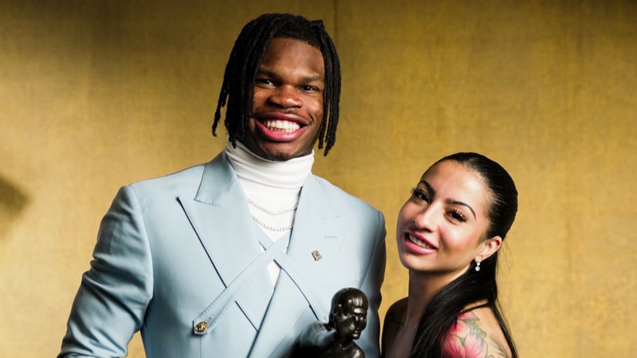 Travis Hunter, Leanna Lenee