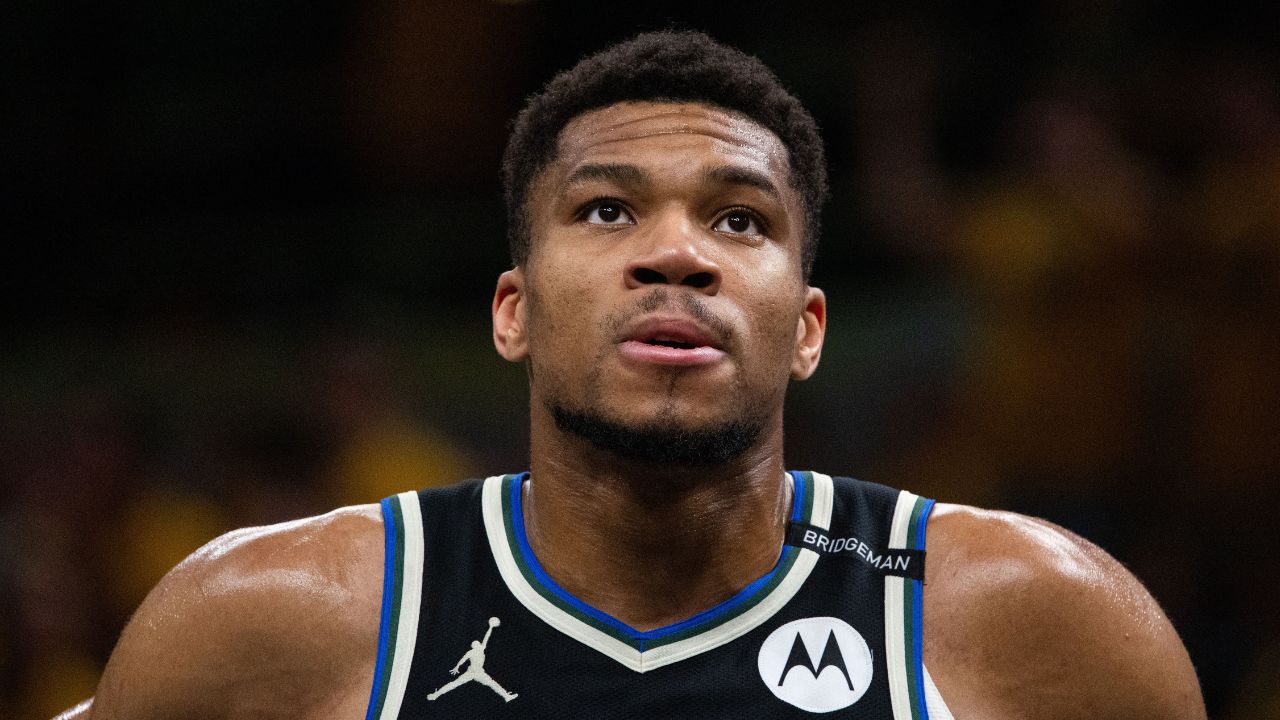 Giannis Antetokounmpo, Bucks v Pacers