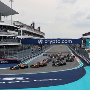 Start, 1 Max Verstappen (NLD, Oracle Red Bull Racing), 4 Lando Norris (GBR, McLaren F1 Team), 12 Andrea Kimi Antonelli (ITA, Mercedes-AMG Petronas F1 Team), 81 Oscar Piastri (AUS, McLaren F1 Team), F1 Grand Prix of Miami at Miami International Autodrome on May 4, 2025 in Miami Gardens, United States of America