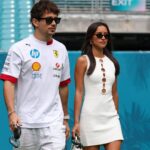 Charles Leclerc (Scuderia Ferrari HP) mit Freundin Alexandra Saint Mleux und Dackel im Paddock, Grosser Preis von Miami, Motorsport, Herren, Formel 1, Sprint, 03.05.2025 Miami Florida USA