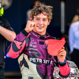KIMI ANTONELLI Andrea (ita), Mercedes AMG F1 Team W16, portrait, celebrate his first pole position during the Formula 1 Crypto.com Miami Grand Prix 2025, 6th round of the 2025 FIA Formula One World Championship