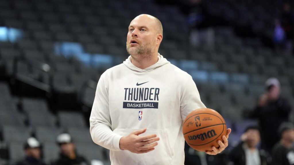 Dec 14, 2023; Sacramento, California, USA; Oklahoma City Thunder assistant coach Dave Bliss before the game against the Sacramento Kings at Golden 1 Center. Mandatory Credit: Darren Yamashita-Imagn Images