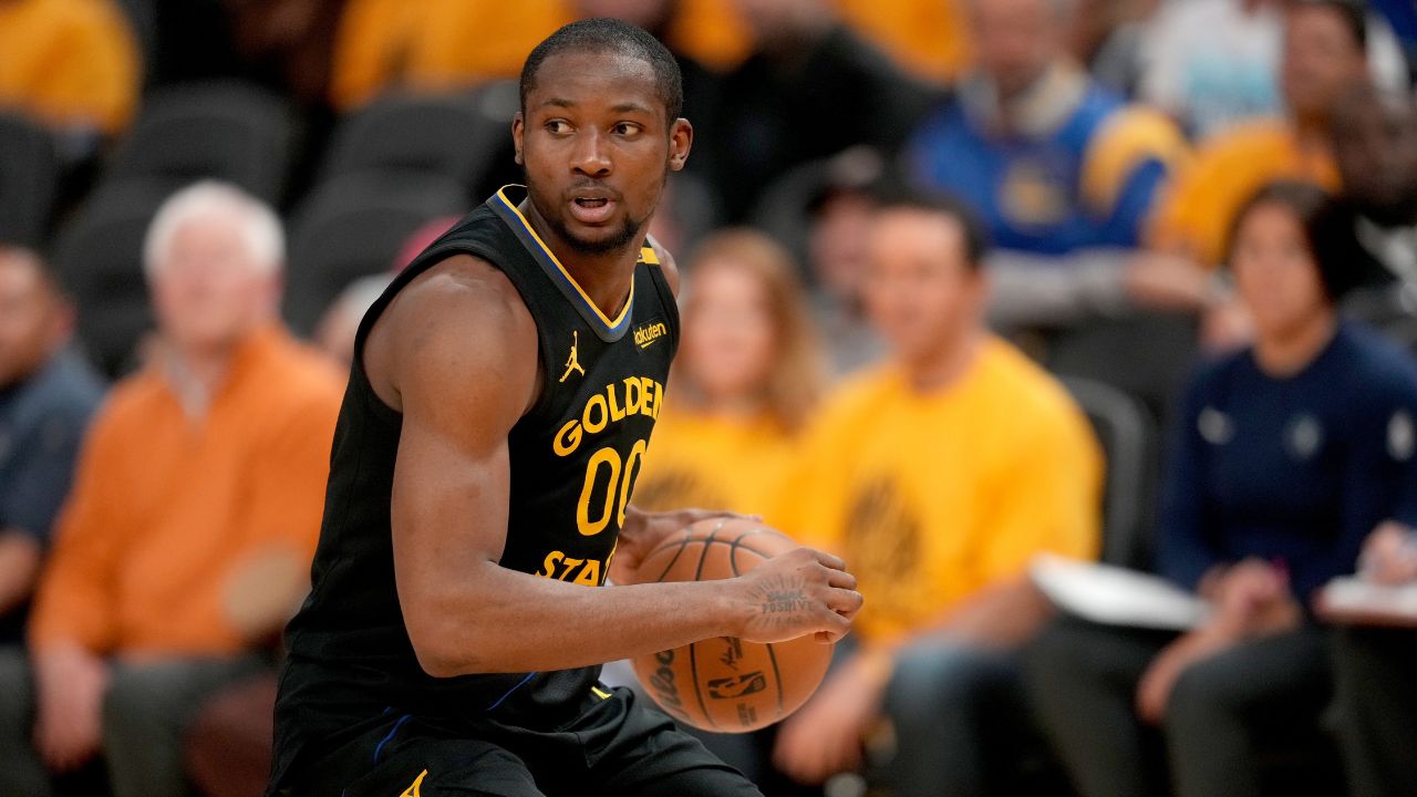 Golden State Warriors forward Jonathan Kuminga (00) holds onto the ball against the Minnesota Timberwolves in the fourth quarter during game four of the second round for the 2025 NBA Playoffs at Chase Center.