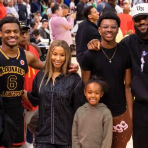 LeBron James family photo
