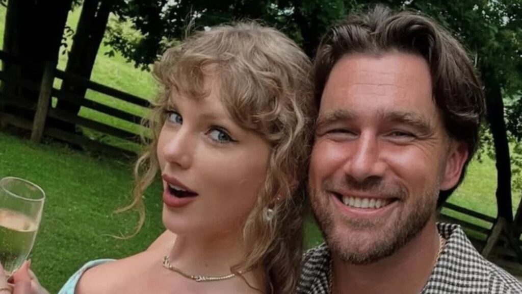 Taylor Swift with Travis Kelce.