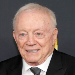 "Dallas Cowboys Have No Running Attack": NFL Analyst Isn't Sure About Jerry Jones' Team Bouncing Back as a Top 10 Scoring Offense