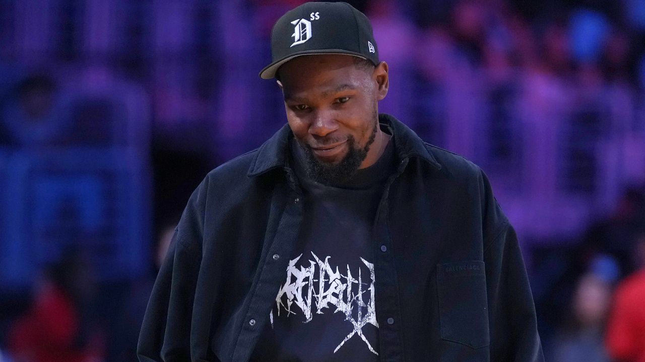 “I’m Not Mad”: Paul George Evaluates What Kevin Durant Trade to Houston Means for the Rockets