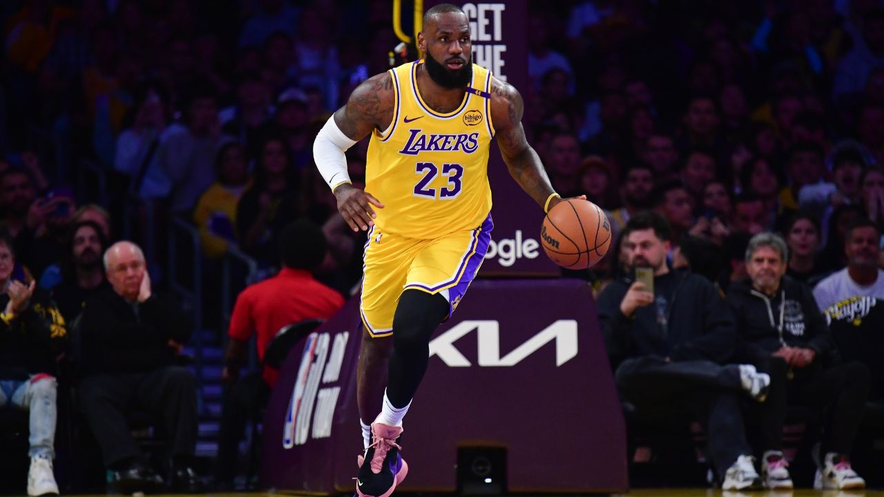 LeBron James, LA Lakers 23