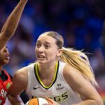 Dallas Wings guard PAIGE BUECKERS (5) drives to the basket past Atlanta Dream guard JORDIN CANADA (3) during a WNBA, Basketball Damen, USA game between the Atlanta Dream and Dallas Wings at College Park Center.