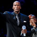 Robert Parish waves to the crowd after receiving the Sports Legacy Award on Monday, Jan. 20, 2020, before a game between the Grizzlies and Pelicans at the FedExForum in downtown Memphis