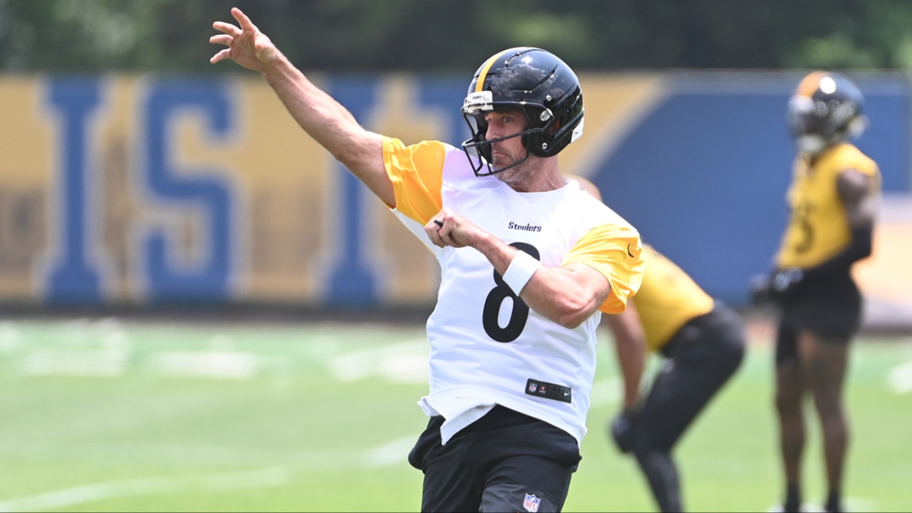 Pittsburgh Steelers quarterback Aaron Rodgers (8) during minicamp at their South Side facility.