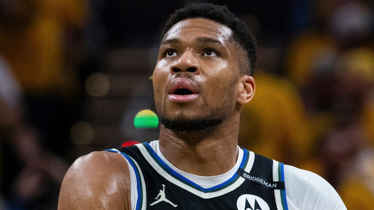 Giannis Antetokounmpo, Bucks big man