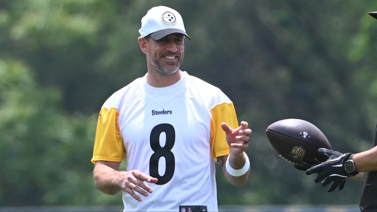 Pittsburgh Steelers quarterback Aaron Rodgers (8) gets the ball during minicamp at their South Side facility.