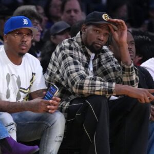 Kevin Durant attends WNBA game