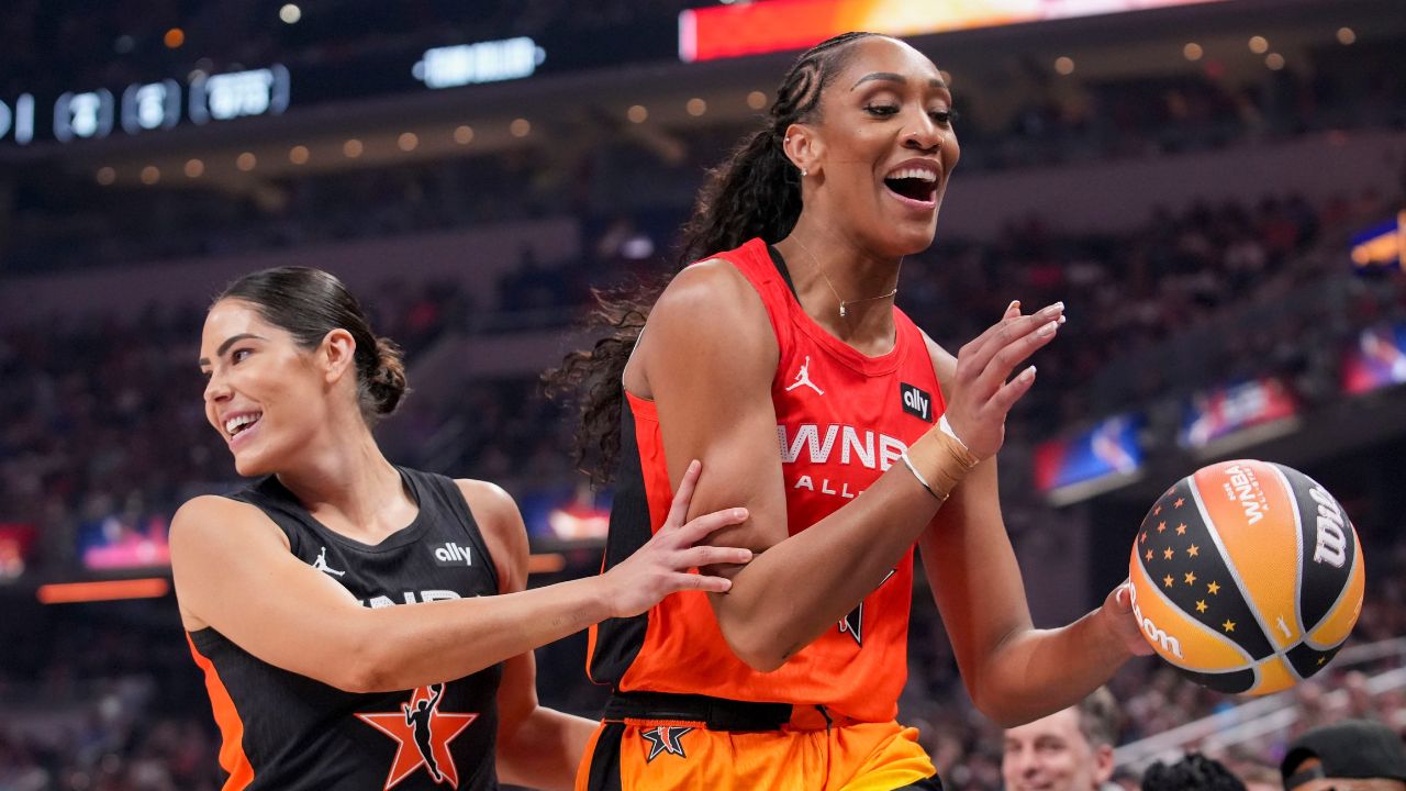 Los Angeles Sparks's Kelsey Plum (10) guards Las Vegas Aces' A’ja Wilson (22) on Saturday, July 19, 2025, during the WNBA All-Star Game at Gainbridge Fieldhouse in Indianapolis.