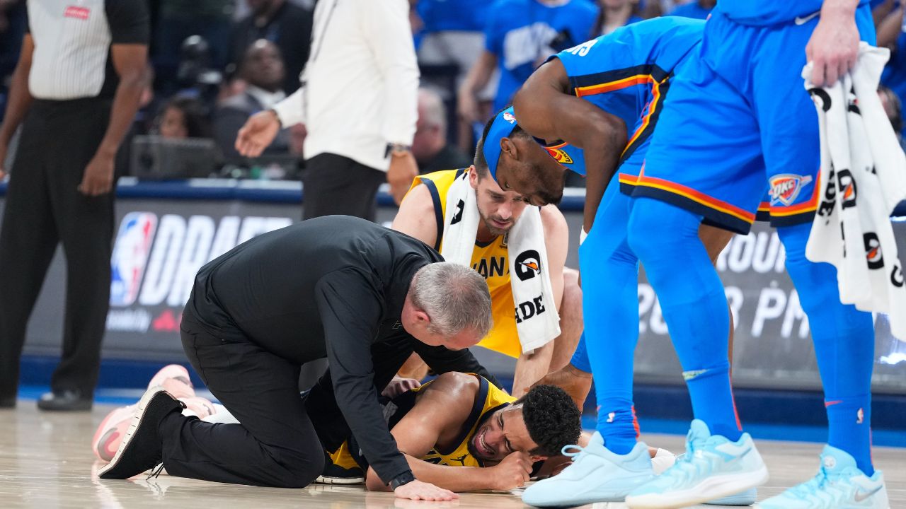 Indiana Pacers guard Tyrese Haliburton (0) reacts after suffering an injury during the first quarter against the Oklahoma City Thunder during game seven of the 2025 NBA Finals at Paycom Center.