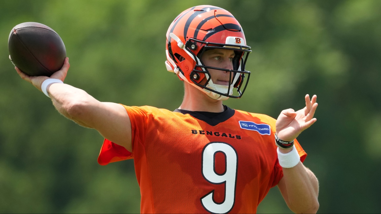 Cincinnati Bengals quarterback Joe Burrow (9) during practice at Paycor Stadium.