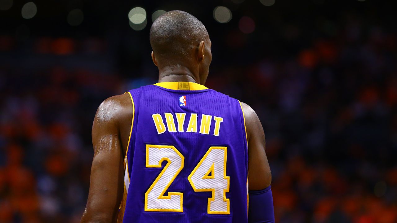 Los Angeles Lakers guard Kobe Bryant (24) against the Phoenix Suns during the home opener at US Airways Center. The Suns defeated the Lakers 119-99