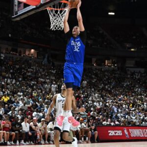 Dallas Mavericks forward Cooper Flagg (32) dunks against the San Antonio Spurs in the fourth quarter of their game at Thomas & Mack Center.