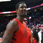 "Got So Profanely Ugly": Lil Wayne Witnessed Deandre Ayton's Unprecedented Heated Exchange With Head Coach, Reveals NBA Insider"Got So Profanely Ugly": Lil Wayne Witnessed Deandre Ayton's Unprecedented Heated Exchange With Head Coach, Reveals NBA Insider