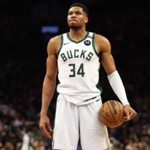 "Let This Motherf**ker Go": Rockets Legend Explains Why Giannis Antetokounmpo Shouldn't Play for Bucks Anymore
