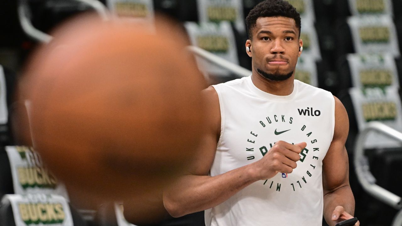 Giannis Antetokounmpo's brothers talk about his faults