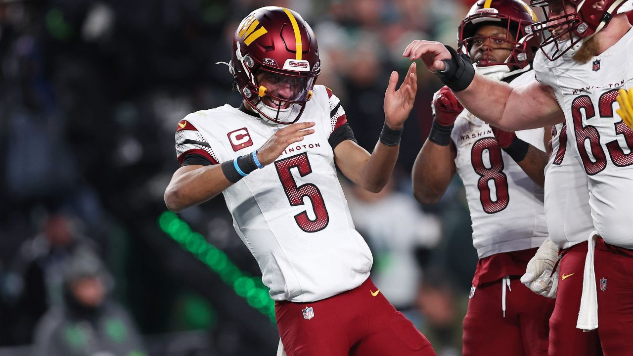 Washington Commanders quarterback Jayden Daniels (5) celebrates after a play against the Philadelphia Eagles during the second half in the NFC Championship game at Lincoln Financial Field.