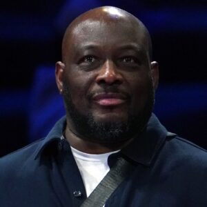 Former NBA player Mitch Richmond looks on before the in season tournament championship final between the Los Angeles Lakers and the Indiana Pacers at T-Mobile Arena.
