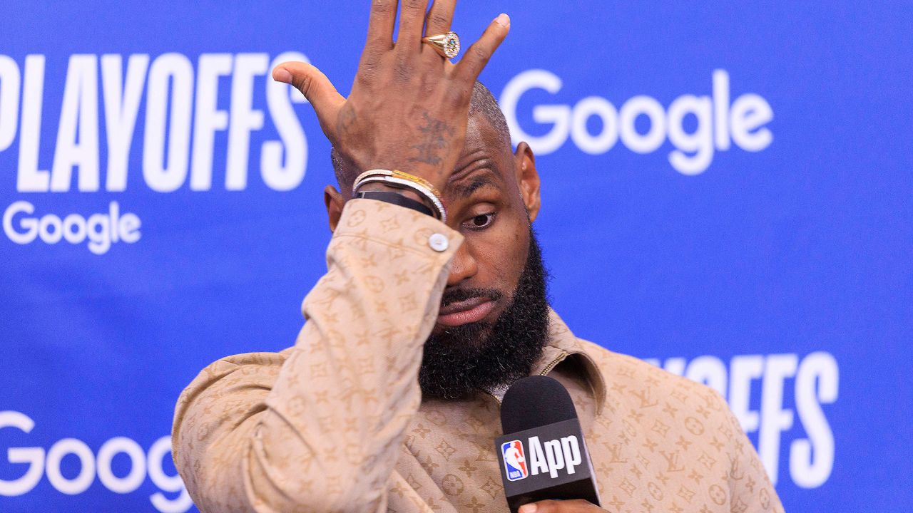 LeBron James 23 of the Los Angeles Lakers during a press conference, PK