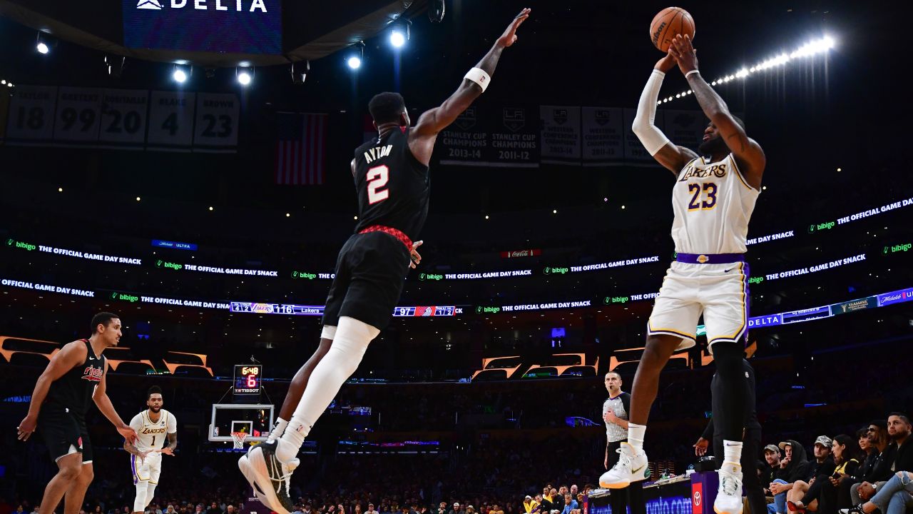 Los Angeles Lakers forward LeBron James (23) shoots against Portland Trail Blazers center Deandre Ayton (2) during the second half at Crypto.com Arena