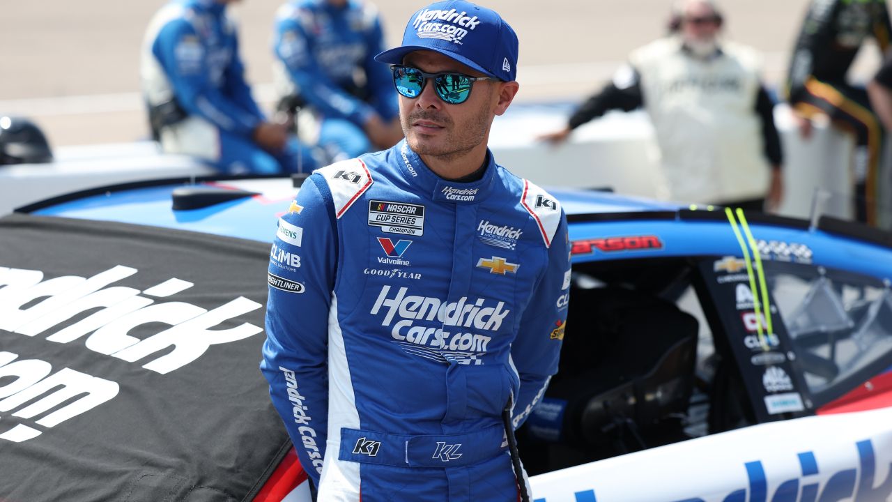 NASCAR Cup Series driver Kyle Larson (5) waits for the start of the Iowa Corn 350 at the Iowa Speedway.