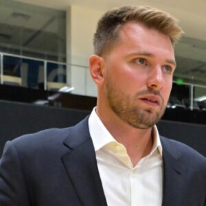 Los Angeles Lakers guard Luka Doncic (77) following a press conference announcing the signing of a 3-year, $165 million contract extension at UCLA Health Training Center.