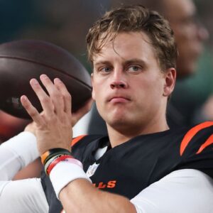 Cincinnati Bengals quarterback Joe Burrow (9) was up on the sideline during the first quarter against the Philadelphia Eagles at Lincoln Financial Field.