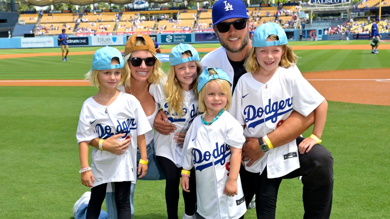 Kelly and Matthew Stafford with their daughters