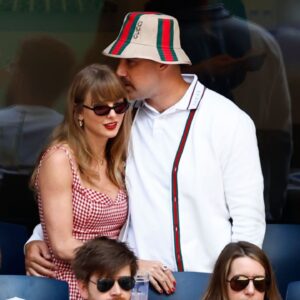 Taylor Swift and Travis Kelce