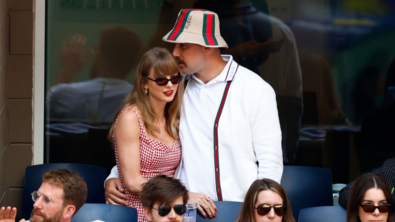 Taylor Swift and Travis Kelce
