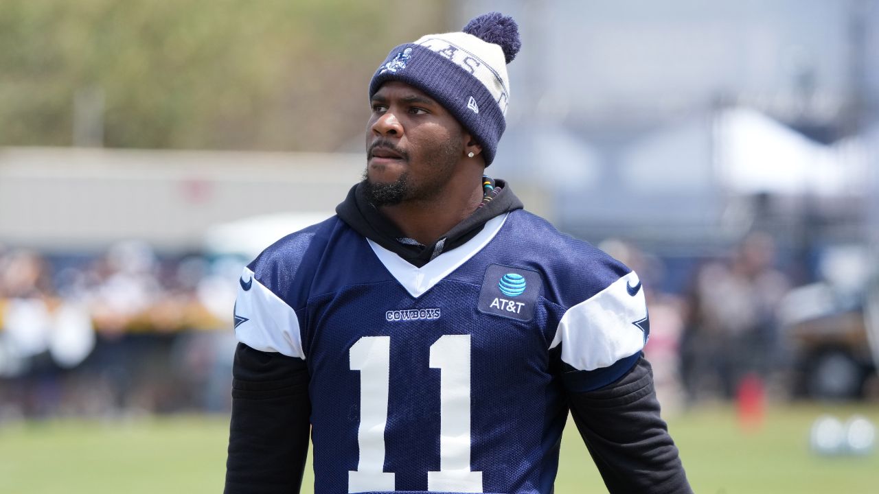 Dallas Cowboys defensive end Micah Parsons (11) at training camp at the River Ridge Fields.