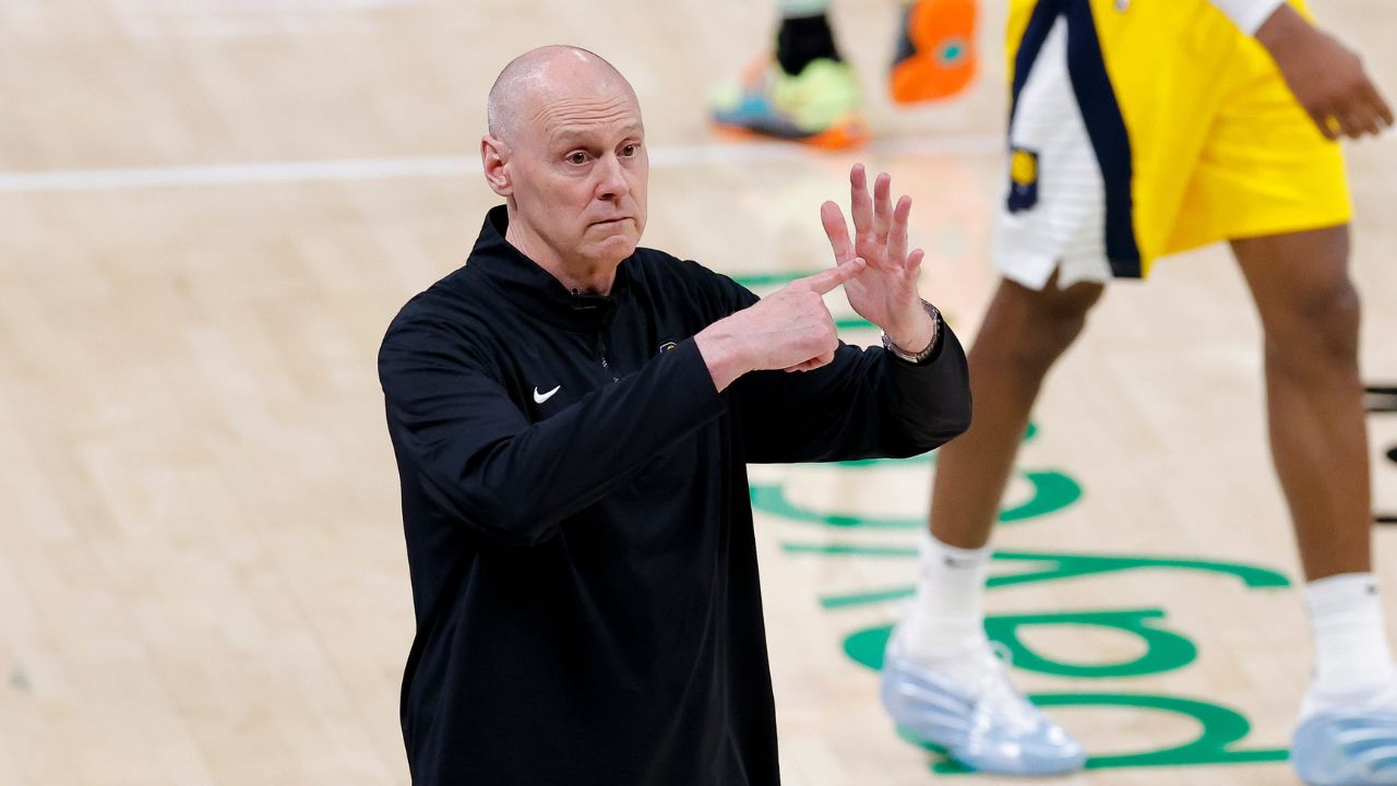 Indiana Pacers head coach Rick Carlisle motions to his team during the fourth quarter against the Oklahoma City Thunder in game five of the 2025 NBA Finals at Paycom Center.