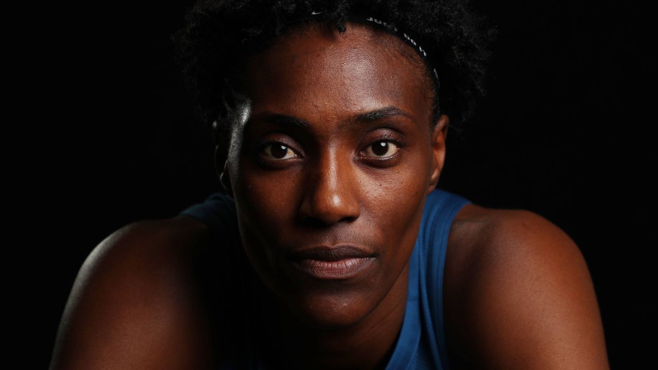 Minnesota Lynx center Sylvia Fowles (34).