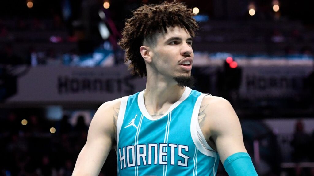 Charlotte Hornets guard LaMelo Ball (1) looks around after being called for a foul during the second half against the Orlando Magic at the Spectrum Center.